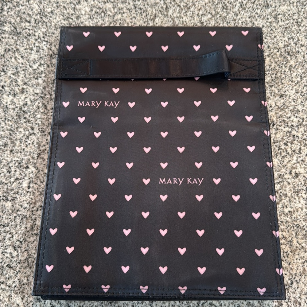 Mary Kay Hanging Organizer- NEW without tags! - Picture 2 of 7